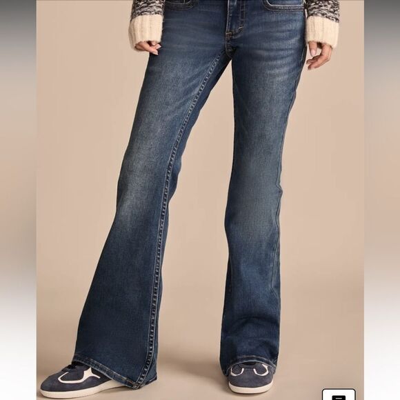 Lucky Brand Low Ride Flare Jeans. Size 14/32R - Picture 1 of 15